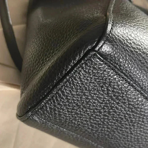 Coach Crossbody - Picture 7 of 8